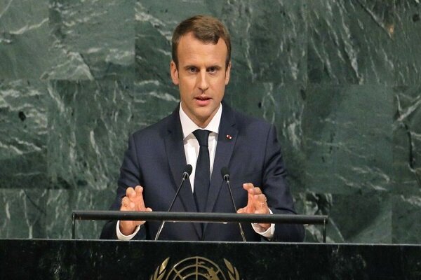 payantitr: Macron