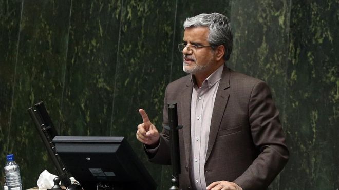 پایان تیتر: محمود صادقی به تلاش برای رای آوری طرح استفساریه بقای شهردار بازنشسته تهران واکنش نشان داد