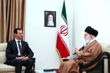 سوریه با استقامت و همراهی مردم آن توانست در مقابل یک ائتلاف بزرگ از آمریکا، اروپا و متحدان آنها در منطقه ایستادگی کند و با پیروزی از این حادثه خارج شود