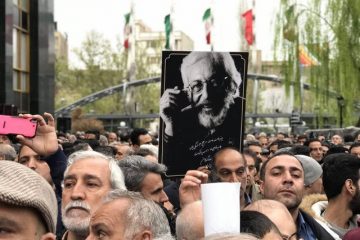 تشییع پیکر جمشید مشایخی با حضور گسترده مردم