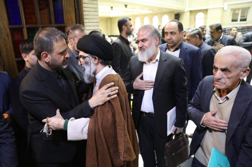 پایان تیتر: مراسم ختم پدر رضا جباری نماینده مردم مسجد سلیمان