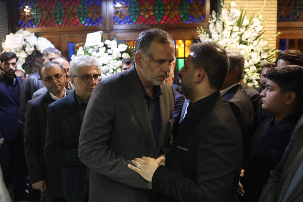 پایان تیتر: مراسم ختم پدر رضا جباری نماینده مردم مسجد سلیمان